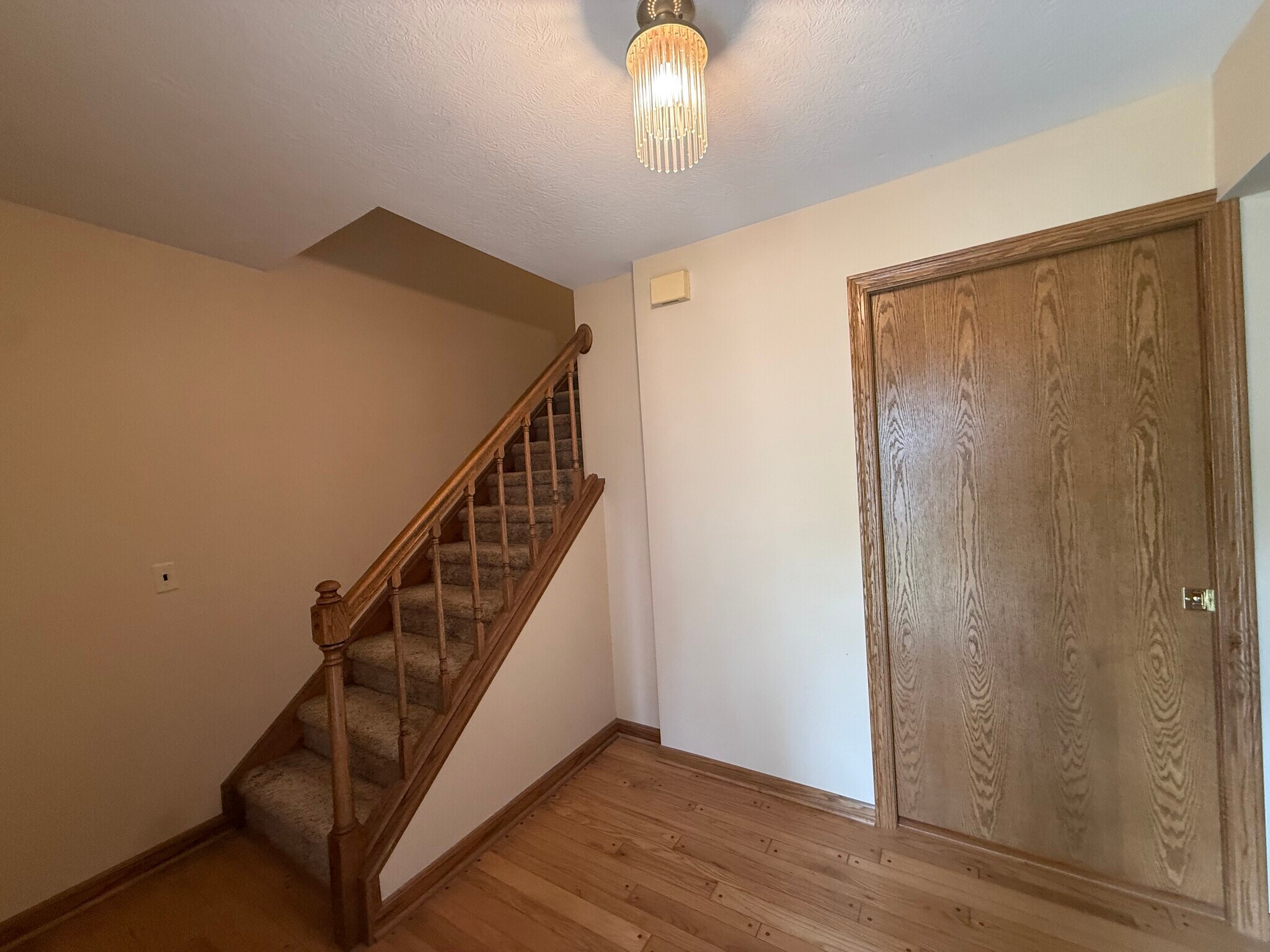 Building Photo - 4669 Pinehurst Dr