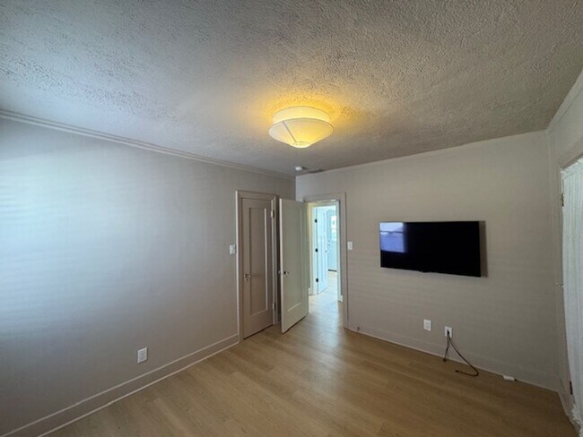 Building Photo - Classic Spanish Revival in California Heig...
