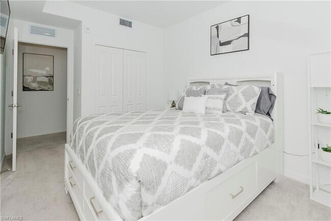 Building Photo - 5835 Double Eagle Cir