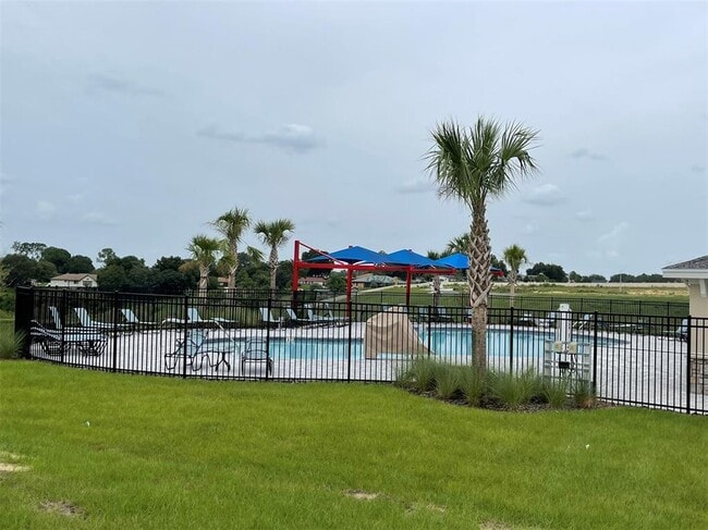 Building Photo - 835 Ofanto Wy