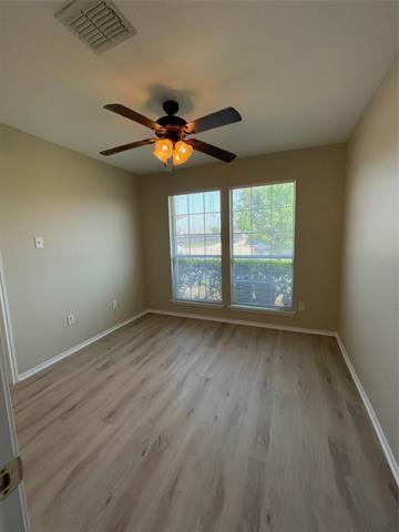 Building Photo - 523 Robinwood Rd