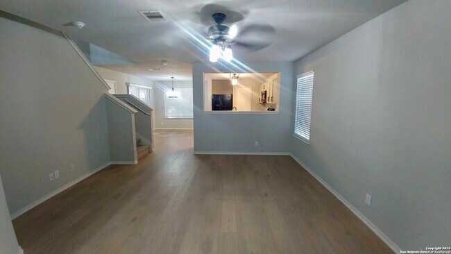 Building Photo - 146 Cindy Lou Dr
