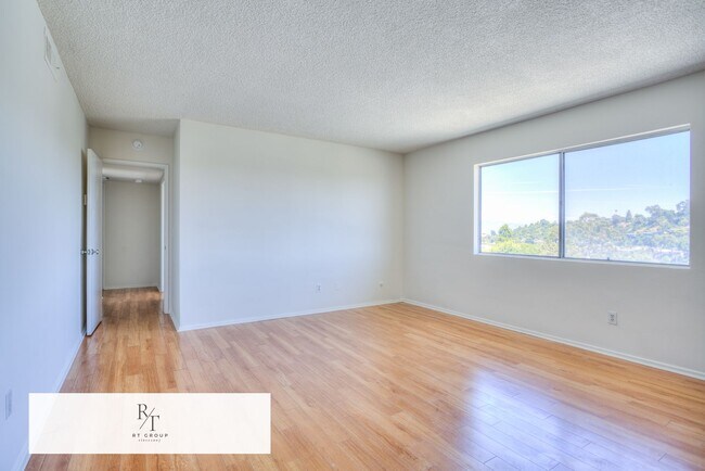 Building Photo - Spacious 2-Bedroom, 2-Bathroom Unit in Prime Monterey Park