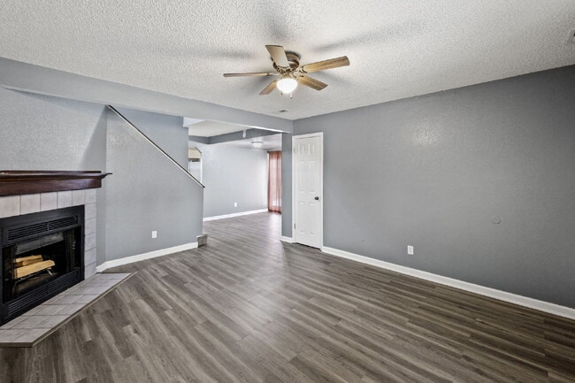 Building Photo - Charming Two-Story Home with Fenced Yard & Cozy Fireplace — Pet-Friendly!