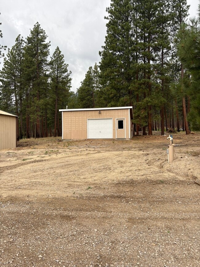 Building Photo - 368 N Gold Creek Loop