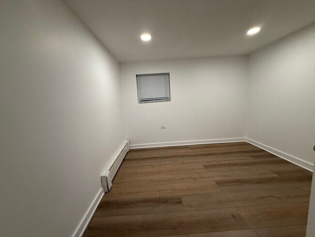 Building Photo - 3829 N Central Park Ave