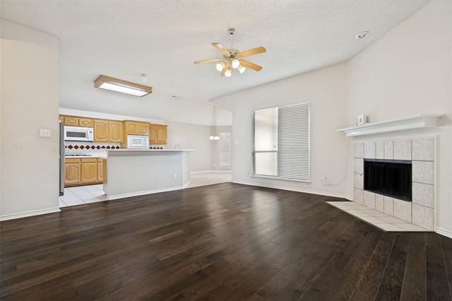 Building Photo - 1524 Summerfield Dr