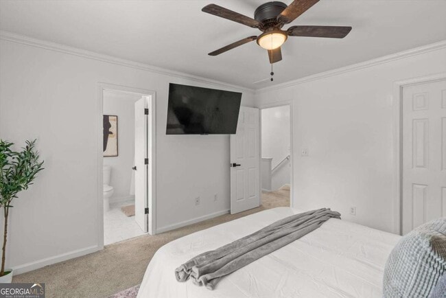 Building Photo - 6720 Stoneleigh Way