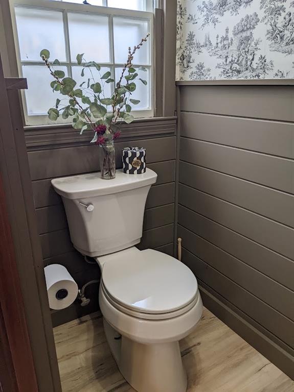 Building Photo - 275 S Pierce Rd