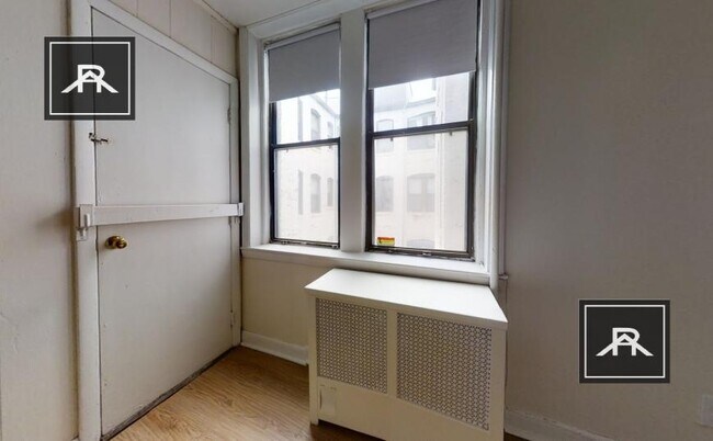 Building Photo - 3 bedroom in Allston MA 02134