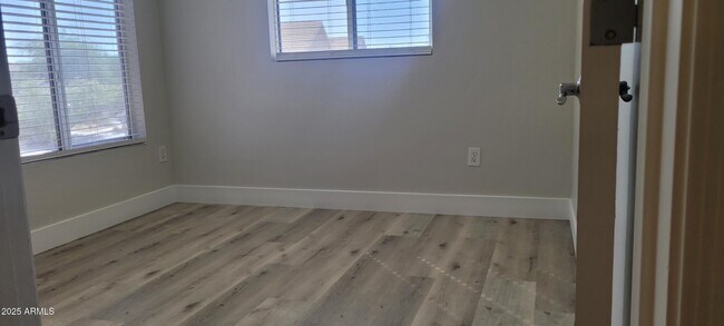 Building Photo - 34811 N 30th Dr