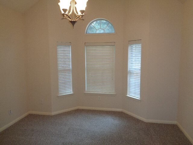 Building Photo - 20347 Yosemite Falls Dr