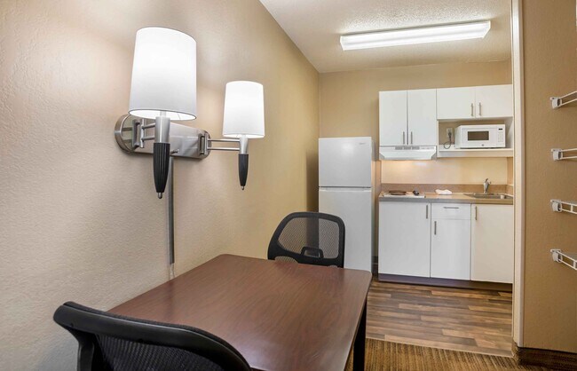 Building Photo - Furnished Studio-Nashville - Brentwood - South