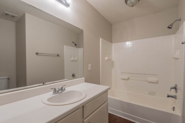 Building Photo - 2607 Kiplands Way Dr