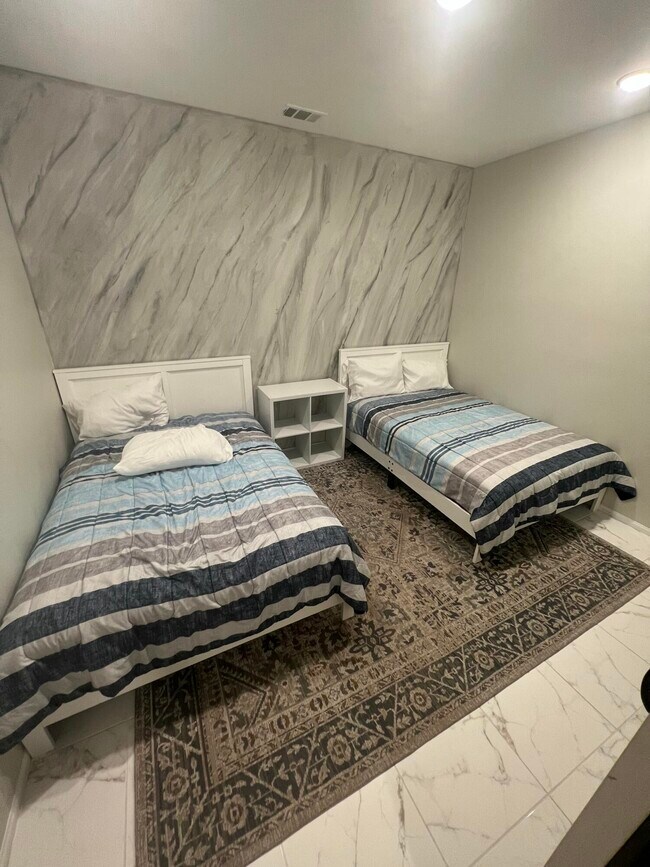 Building Photo - 82798 Longfellow Ct