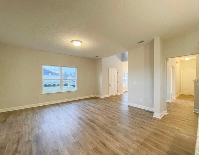 Building Photo - 945 Grayson Ave