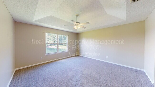 Building Photo - 5731 Rainbow Lake Dr N