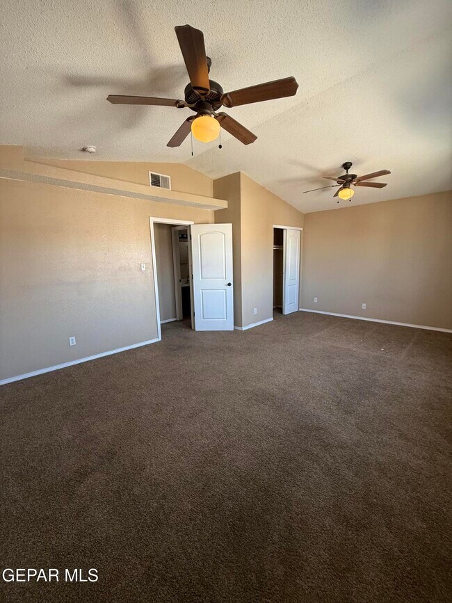 Building Photo - 3644 Tierra Bahia Dr