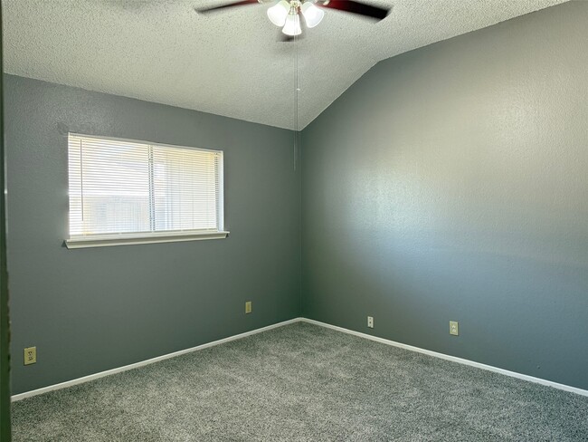 Building Photo - 2230 Millstone Dr