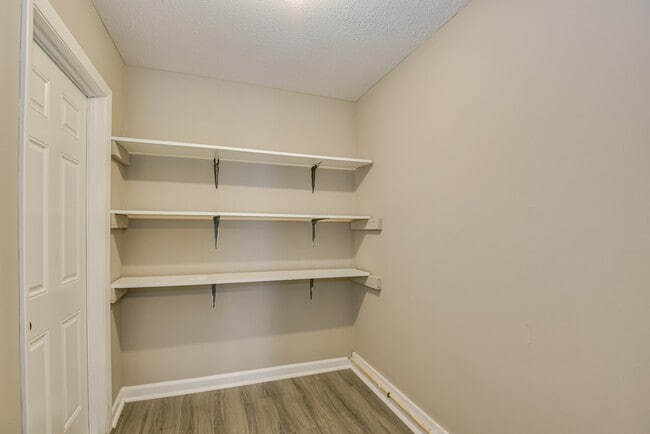 Building Photo - 1674 Goshen Rd