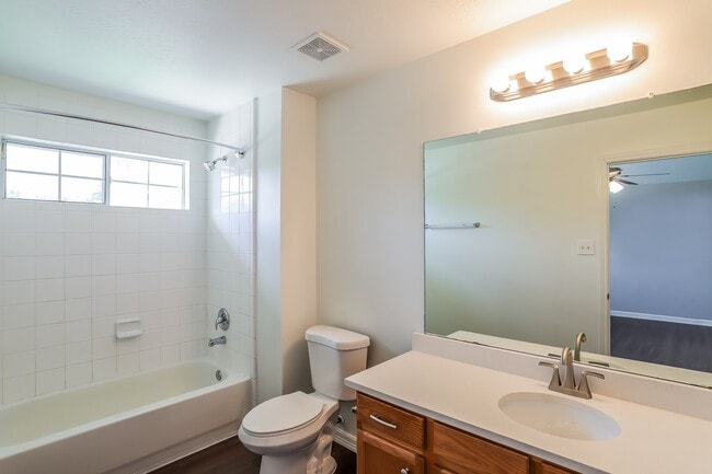 Building Photo - 8238 Fuqua Gardens Dr