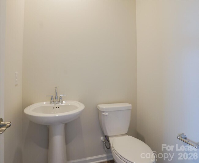 Building Photo - 1406 Caracara Ct