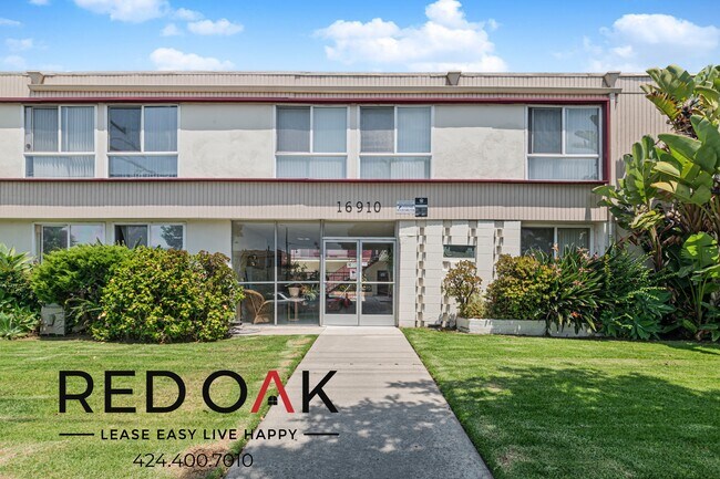 Building Photo - 16910 Crenshaw Blvd