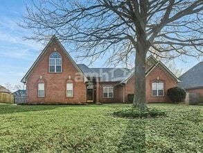 Building Photo - 4920 Misty River Rd