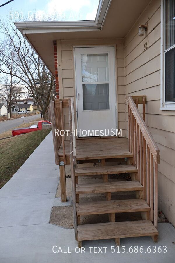 Building Photo - 501 E Porter Ave