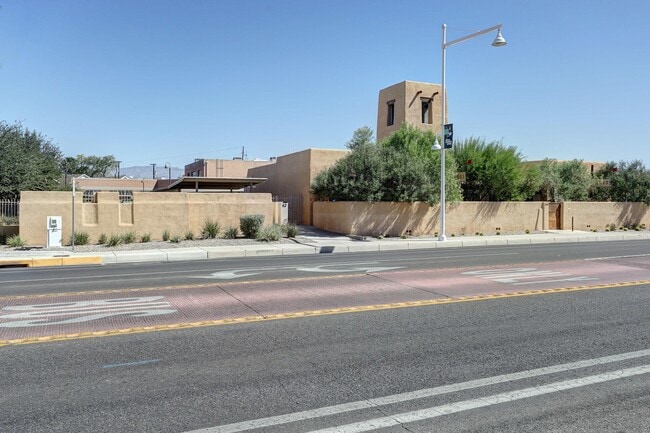 Building Photo - 1503 Central Ave