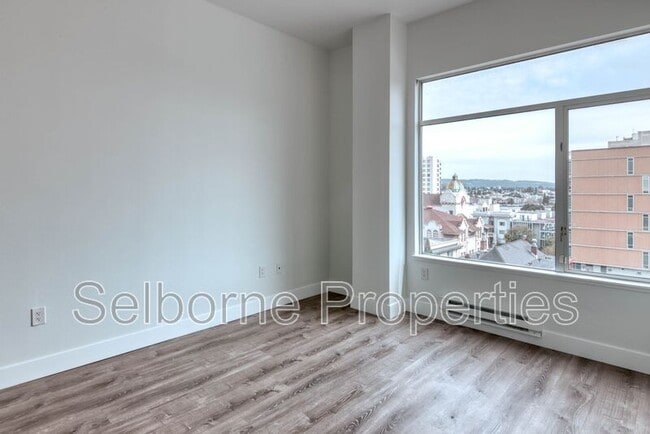 Building Photo - 1401 Jackson St