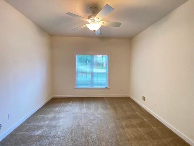 Building Photo - 4700 Ludwell Branch Ct