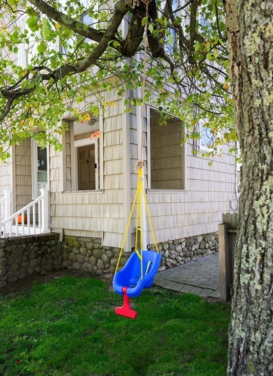 Building Photo - 19 Oliver St