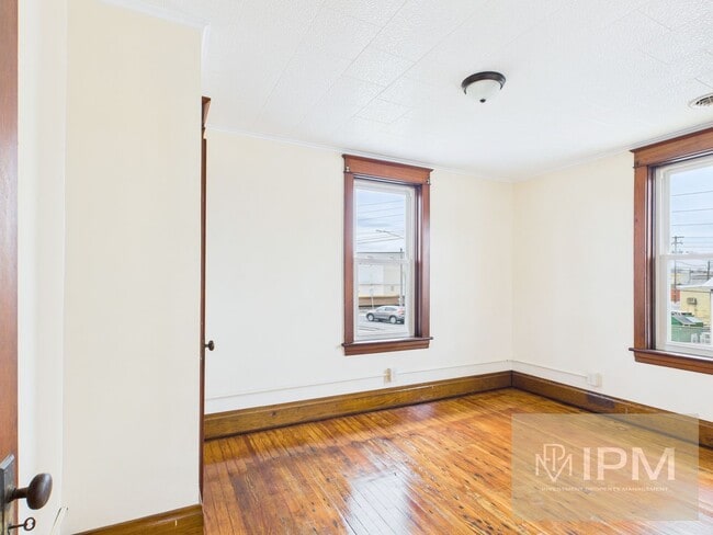 Building Photo - Charming 3 Bed, 1 Bath home in Lemoyne!