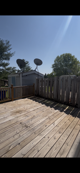 Building Photo - 5815 Whitfield Ct