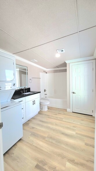 Building Photo - 1611 E Gamebird Rd