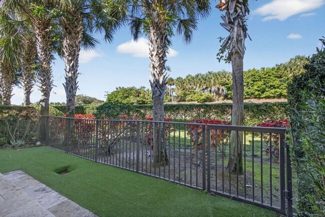 Building Photo - 4543 Mediterranean Cir