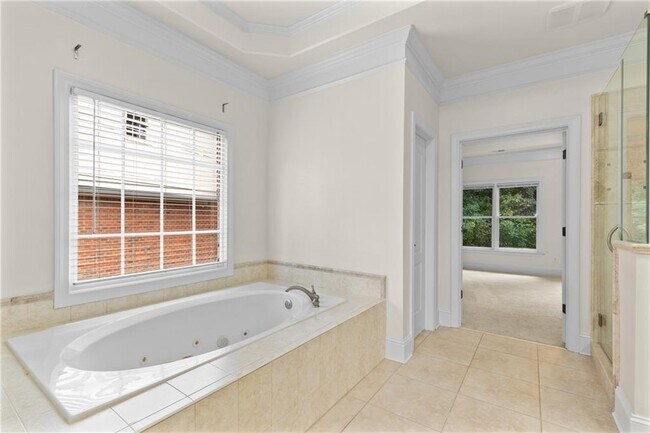 Building Photo - 5765 Bailey Ridge Ct