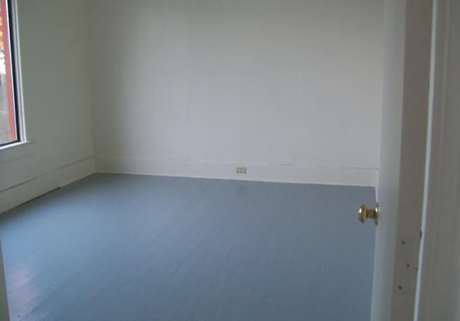 Building Photo - 4 Bedroom Home for Rent in the Sehome Neighborhood