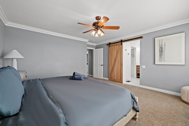 Building Photo - 11141 Limetree Dr