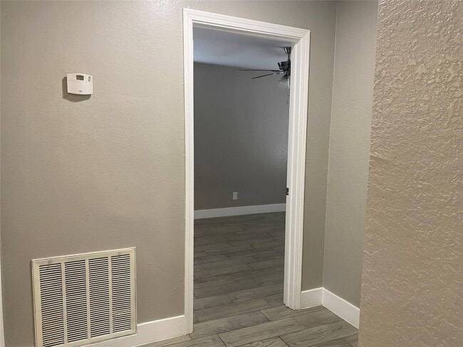 Building Photo - 231 Acker St