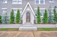 Building Photo - 900 NW 13th St