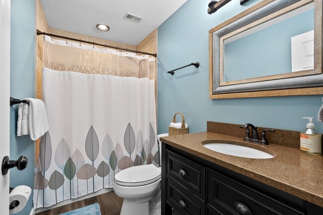 Building Photo - Four bedroom, 3 Bathroom with Bonus Room and Office, ranch style home in Mattawan!