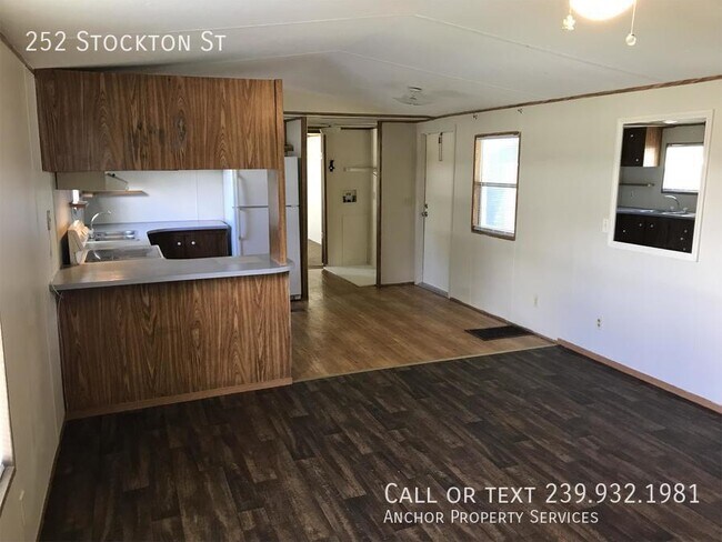 Building Photo - 252 Stockton St