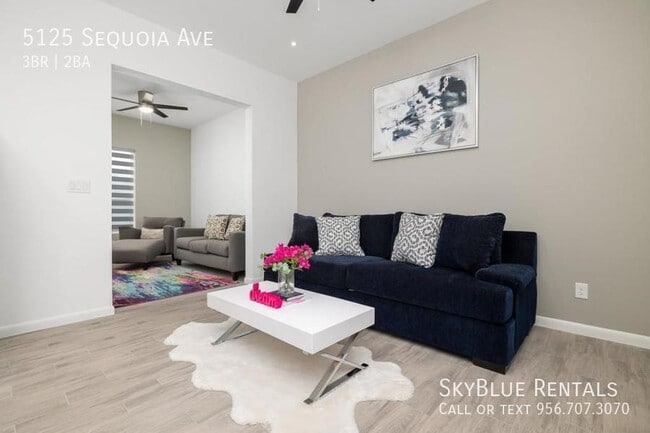 Building Photo - 5125 Sequoia Ave