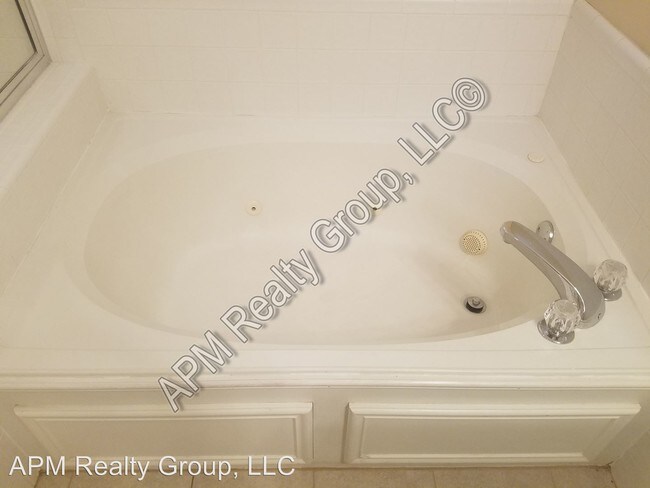 Building Photo - 3 br, 2 bath House - 18 Ricemill Ferry