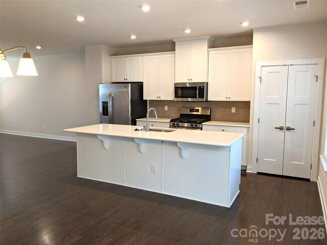 Building Photo - 3051 Salix Bend Dr