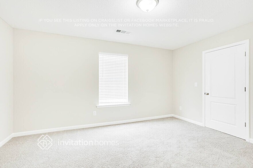 Building Photo - 3232 Tallon Ln SW