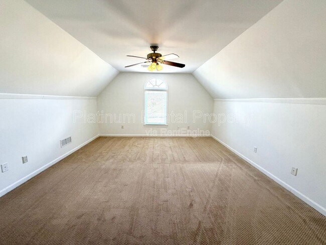 Building Photo - 7020 Grassmoor Grange Way