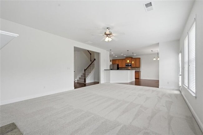 Building Photo - 3320 Pebble Ridge Ln